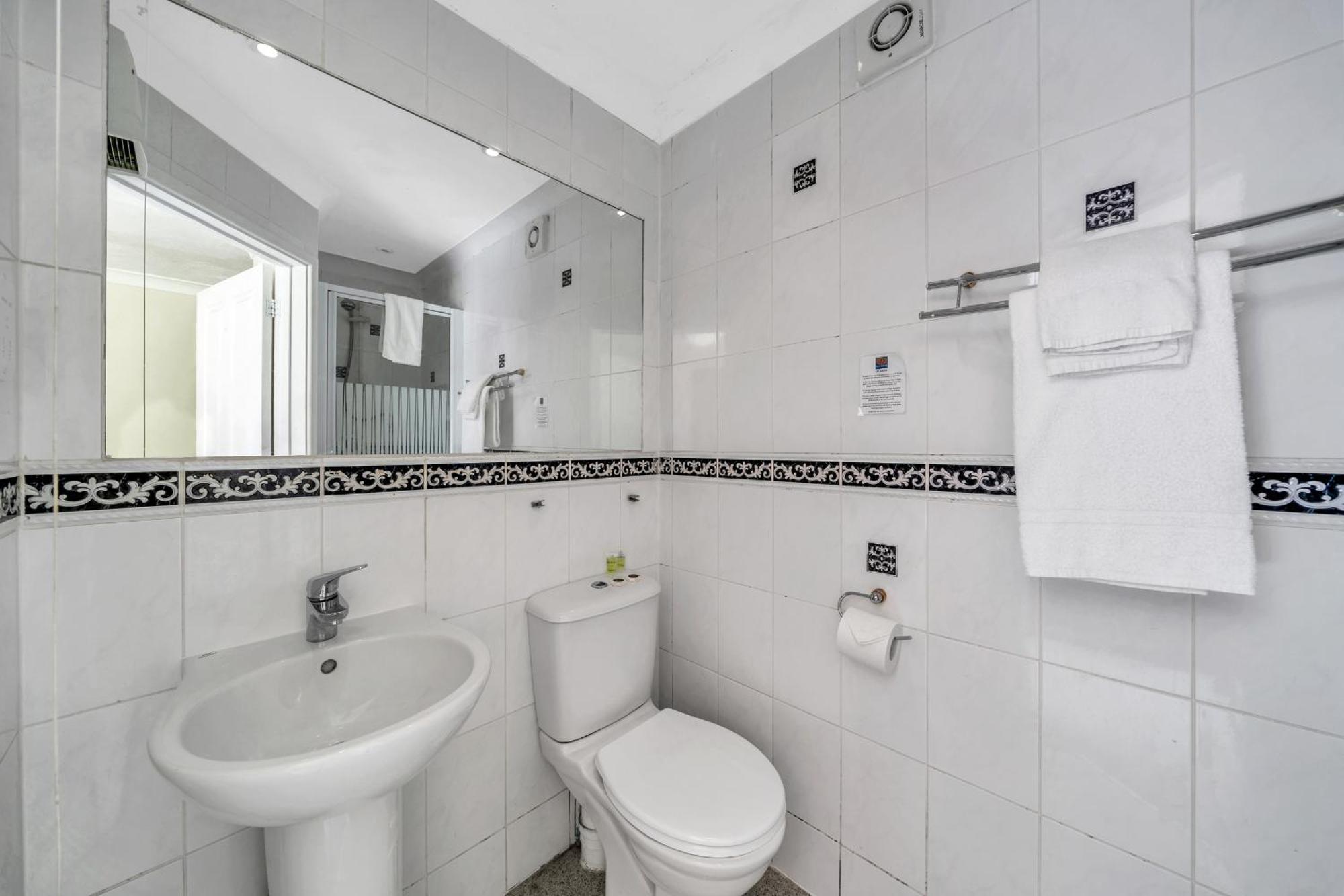 Dial House Hotel Crowthorne Zewnętrze zdjęcie