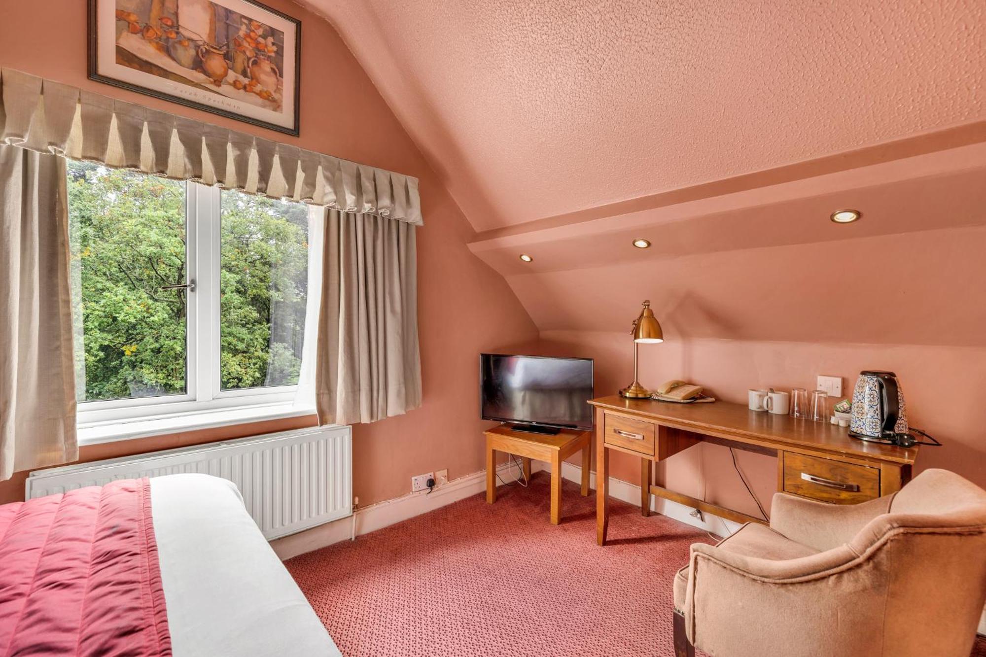 Dial House Hotel Crowthorne Zewnętrze zdjęcie