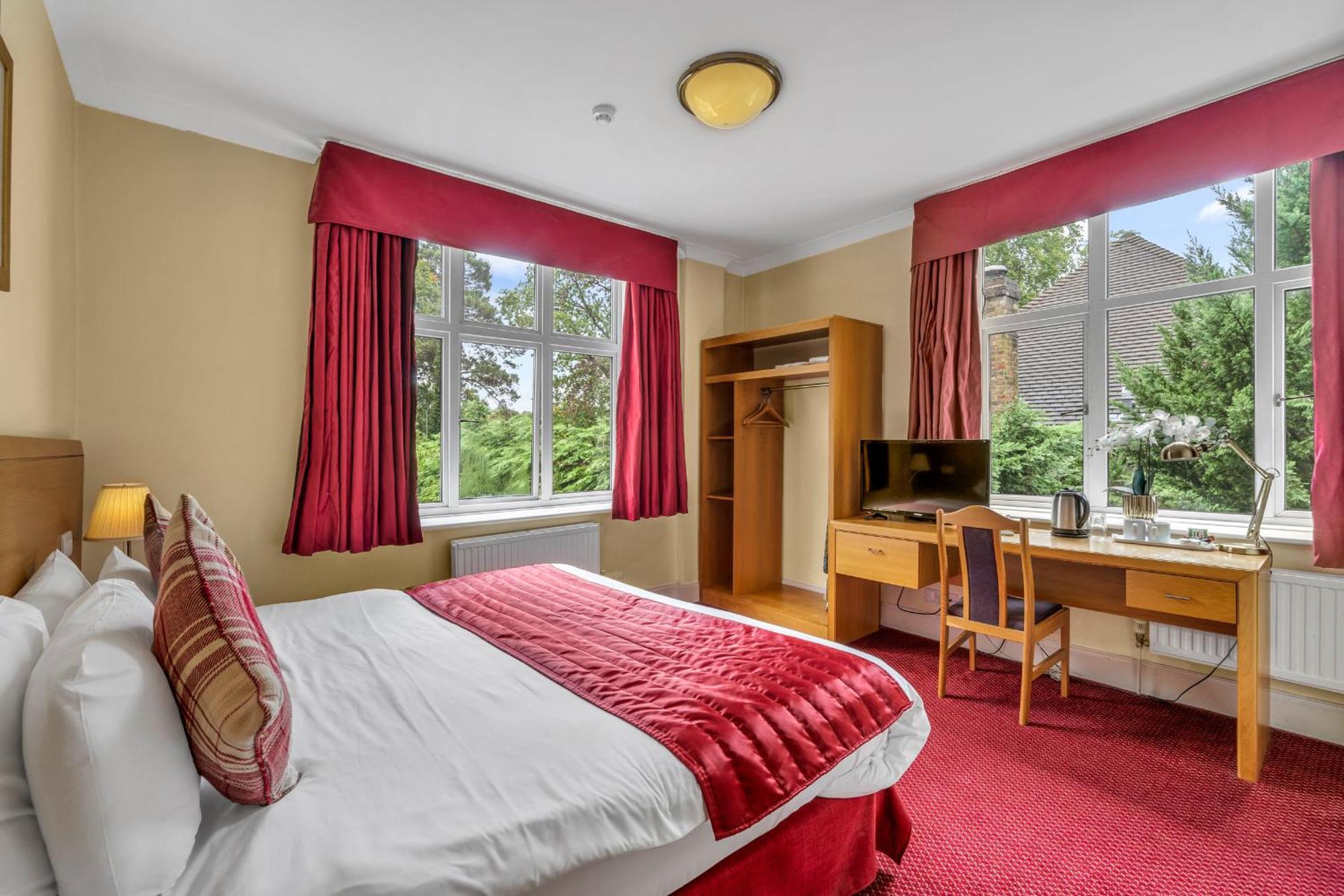 Dial House Hotel Crowthorne Zewnętrze zdjęcie
